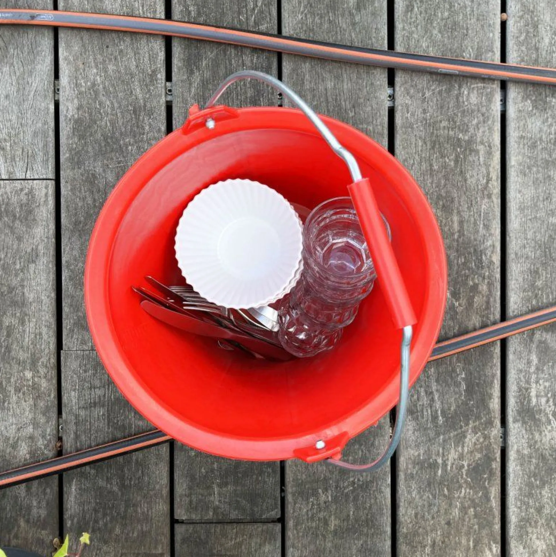SECCHIO 13 LT ROSSO POMODORO